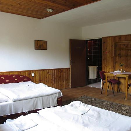 Ubytovanie 184, Bed And Braekfast 184 Stará Lesná Exterior foto